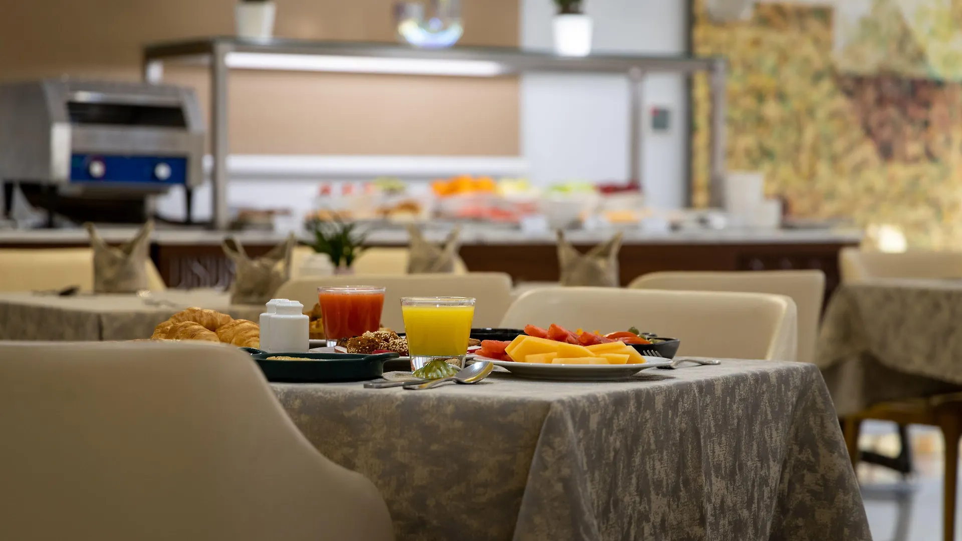 Ravilion Hotel Makkah فندق رافيليون مكة 2*, Mecca